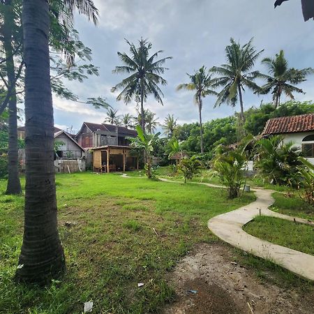 Kayu Cottage กีลีตราวางัน ภายนอก รูปภาพ