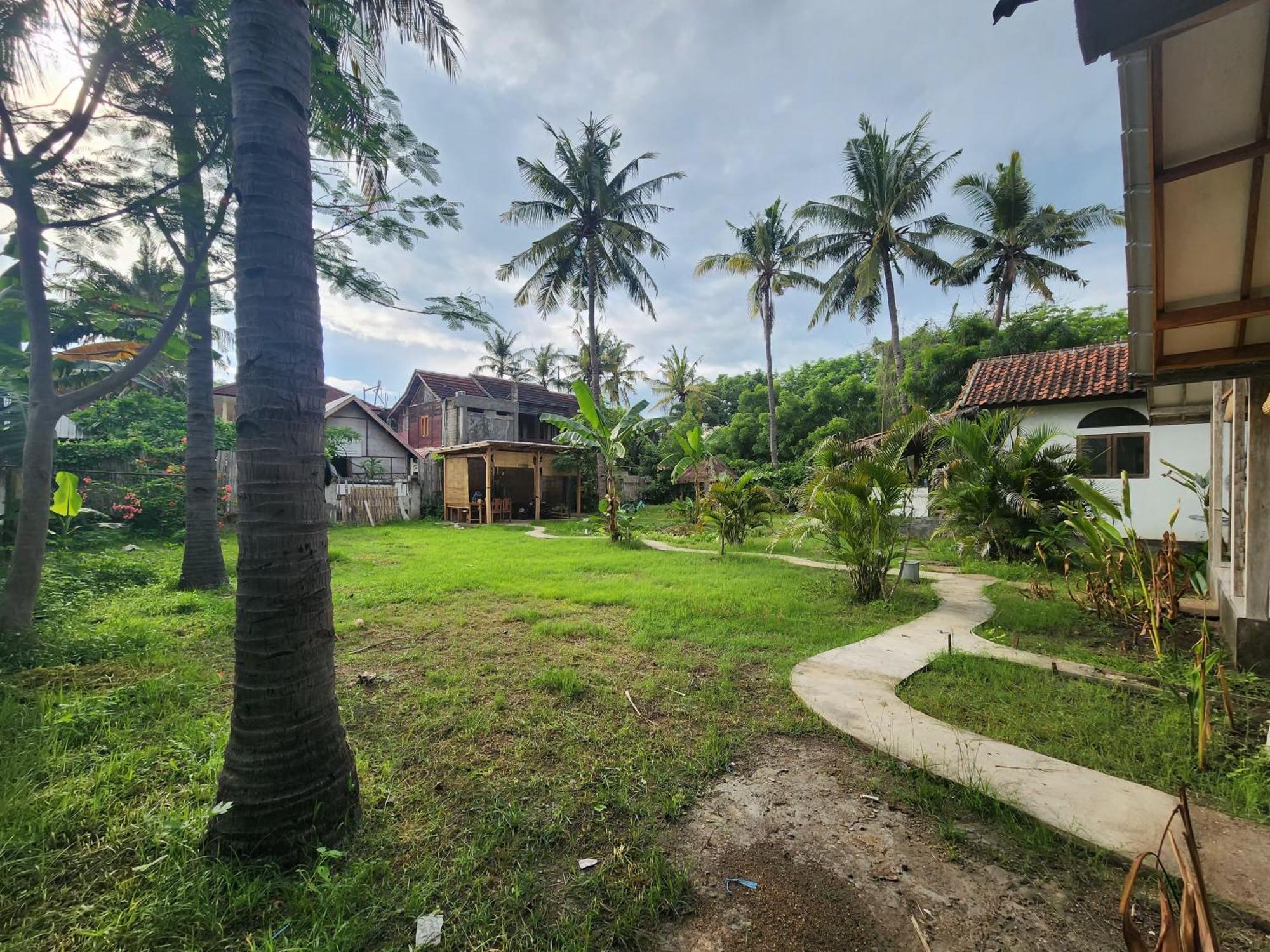 Kayu Cottage กีลีตราวางัน ภายนอก รูปภาพ