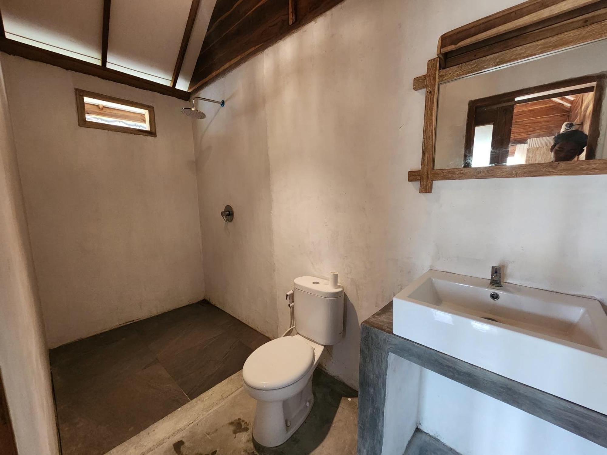 Kayu Cottage กีลีตราวางัน ภายนอก รูปภาพ